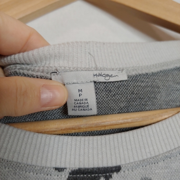 Halogen Nordstrom Crew Neck Pullover Sweater Raglan Sleeves Gray Camo Medium - Picture 6 of 7